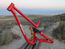 First Look: Chris Canfield’s New Vampire Fastarossa has Three Main Pivots to Choose From