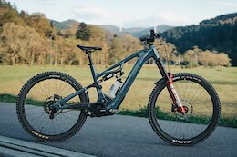 First Ride: Moustache Clutch eMTB With Pinion MGU