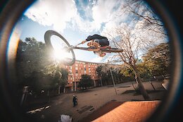 Video: Andy Mitas Takes a New-School Approach to Freeriding in ‘The Frelsi’