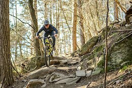 Video: Brice Shirbach Explores The MTB Trails of Finale Ligure in ‘Underexposed’