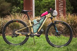 Bike Check & Interview: Emma Bateup on Winning the Highland Trail 550