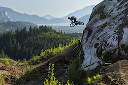 Peripheral Vision: 20 Must-Watch Videos From Outside the World of MTB – July 2025