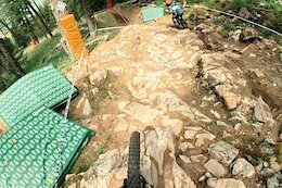 Video: James Macdermid & Jackson Connelly’s Course Preview the iXS EDC #5 in Les Orres