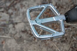 PNW Components Release Loam Pedal V2