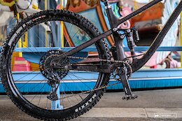 Spotted: Hope’s Prototype 120mm Travel Bike at Les Gets DH World Cup