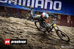 Video: So Flat Pedals Do Win Medals | Les Gets Story Of The Race with Ben Cathro