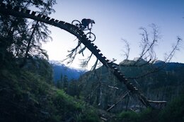 Peripheral Vision: 20 Must-Watch Videos From Outside the World of MTB – August 2025
