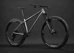 First Look: Method Frameworks Zapr – A Scottish Titanium Hardtail