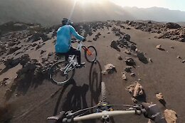 Video : Riding Fogo Volcano – Cape Verde, with Kilian Bron & Mathieu Ruffray