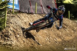Who is Racing in 2026? The Complete UCI Downhill Racing Team List