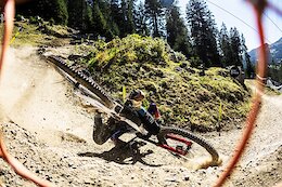Video: Sleeper Shreddit from the 2025 Lenzerheide DH World Cup
