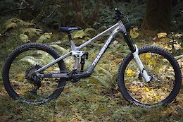 First Ride: Transition Brings Back the Iconic Bottlerocket