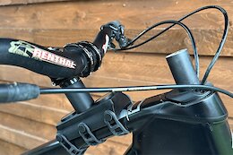 Tech Briefing: Stem-Dock for Headset Maintenance, Transcendant Mobility, Freeride Bits & So Much More