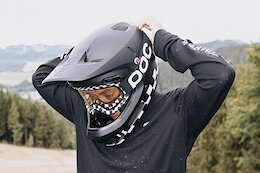 POC Releases Robin Goomes Signature-Edition Coron MTB Helmet & Ora Goggle