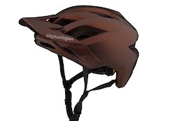 Deal of the Week: Troy Lee Designs Flowline Helmet for $40 (67% OFF)