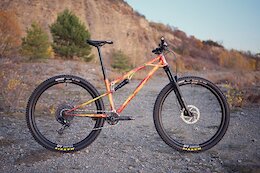 First Look: Zoceli Rutina – A 115mm Steel XC Bike With Progressive Geometry