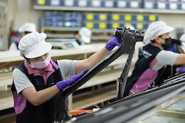 Interview: The Team Behind Giant’s New Anthem Talks Kinematics, In-House Carbon, 32″ Wheels, & More