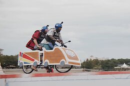 Slack Randoms: Rob Warner & Eliot Jackson’s Tandem Challenge, Reverse Steering Bikes & More