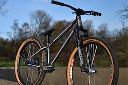 18 Bikes Launches No. Six Dirt Jump Frame