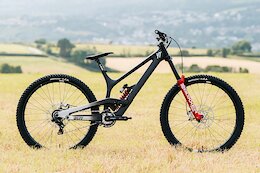 YT Releases Limited Edition Tues DH Bike