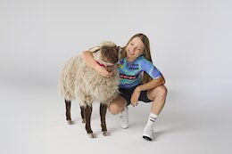 Nina Graf Joins Trek-Unbroken Following Her Breakout 2025 Season