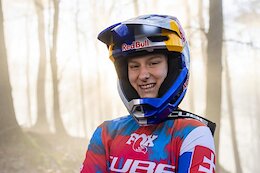 Simona Kuchyňková Recevies Red Bull Helmet After Succesful First Elite Enduro World Cup Season
