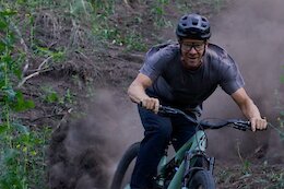 Video: Matt Hunter Tears Up Some Summertime Singletrack in Kamloops