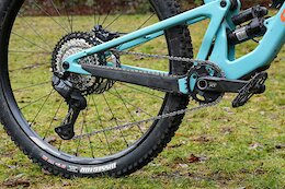 Shimano XT Di2 Review: Great Shifting, But Where’s the Clutch?