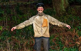 The Best Wet Weather MTB Gear: What Pinkbike’s Tech Editors Actually Wear When It’s Pouring