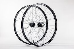 NOBL Launches Signature Series: Shallow Profile Carbon Wheels Built on Hope Pro 5 Hubs