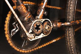 Slack Randoms: 1930s Gearbox Bike Restoration, Tom Pidcock’s Bike Fit, 50 Years of Trek & More