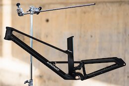 Unno is Developing an Athlete-Only Bonded Aluminum DH Prototype