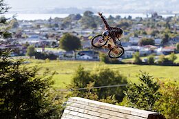 High-Stakes Action at the Crankworx Rotorua Slopestyle in Memory of McGazza Finale