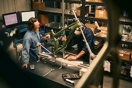 Video: Devinci Introduces the New Spartan in ‘The Lunch Break’ with Yoann Barelli and Steve Vanderhoek