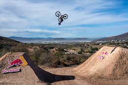 Video: Weston Lukens Rides the New XFusion Roamin Fork