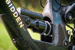 Intend Unveils Air/Coil Hybrid Shock – The Rover