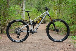 First Ride: The New Raaw Madonna R Has Fewer Adjustments and a Lower Price