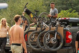 Full Film: 10 Friends from Paris Head to Canada BC in ‘Very Bike Trip 2’