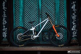 Bike Check: Asa Vermette’s Frameworks DH – South Korea DH World Cup 2026
