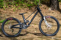 Bike Check: Simon Chapelet’s Prototype Unno Ever – 2026 South Korea World DH Cup