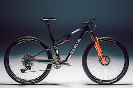 First Look: The New Canyon Lux World Cup Gets 110mm Travel & Adjustable Anti-Squat