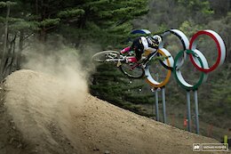 Video: Head-to-Head POVs from Asa Vermette & Amaury Pierron at the South Korea DH World Cup