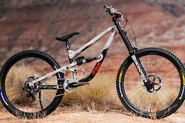 First Look: The Zink Zader Downhill & Park Bike