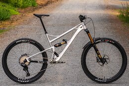 Canfield Lithium V3 Review: Long Travel Without the Lethargy