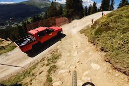 Video: Marco Lamaris Narrowly Avoids Hitting a Truck on the Lenzerheide World Cup Course