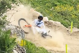 Video: Jackson Goldstone’s Second Corner Disaster in Qualifying at the Lenzerheide World Cup