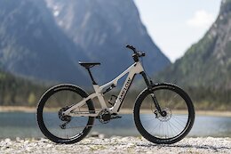 Amflow’s €3,499 TL Carbon Could Be the E-Bike the Industry Didn’t Know It Needed