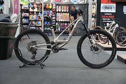 This Mini Enduro Bike Grows With Its Rider