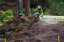Video: Measuring the La Thuile Jumps & Checking Out the Fresh Sections