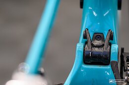 Tech Randoms: The New Yeti LT, Mass Dampers, & Silver Hubs at the La Thuile EDR